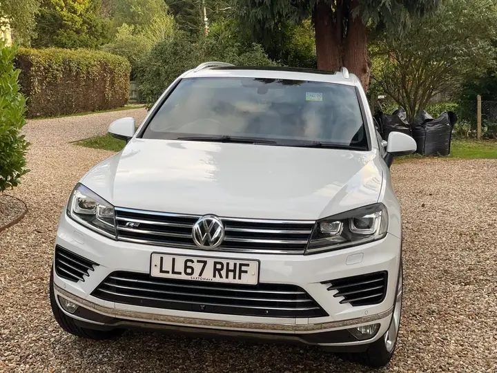 Volkswagen Touareg 2017 photo 2