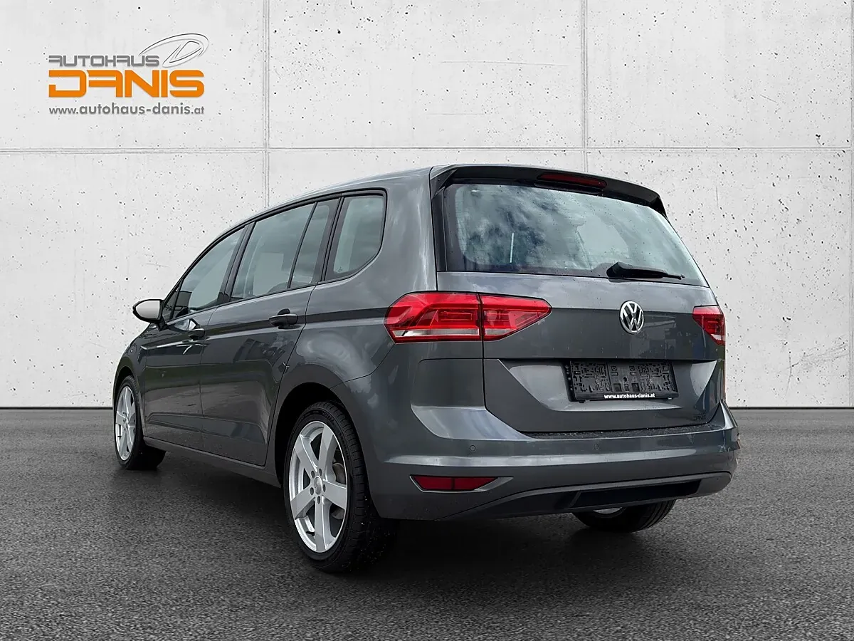 Volkswagen Touran 2018 photo 3