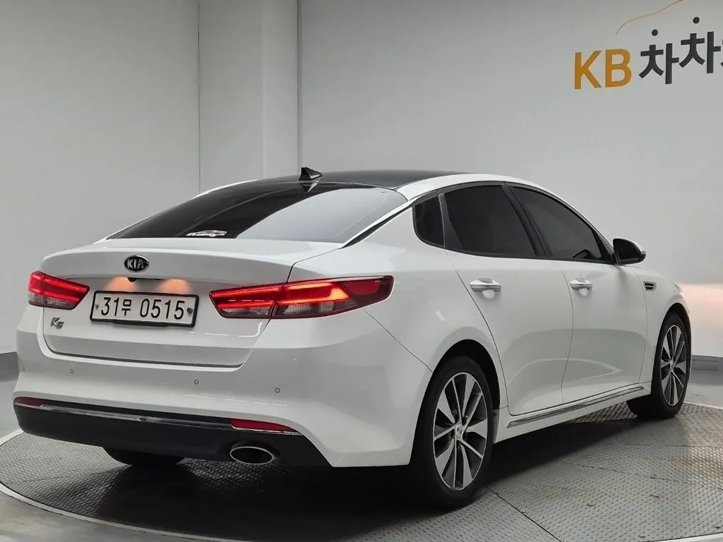 Kia K5 2016 photo 3