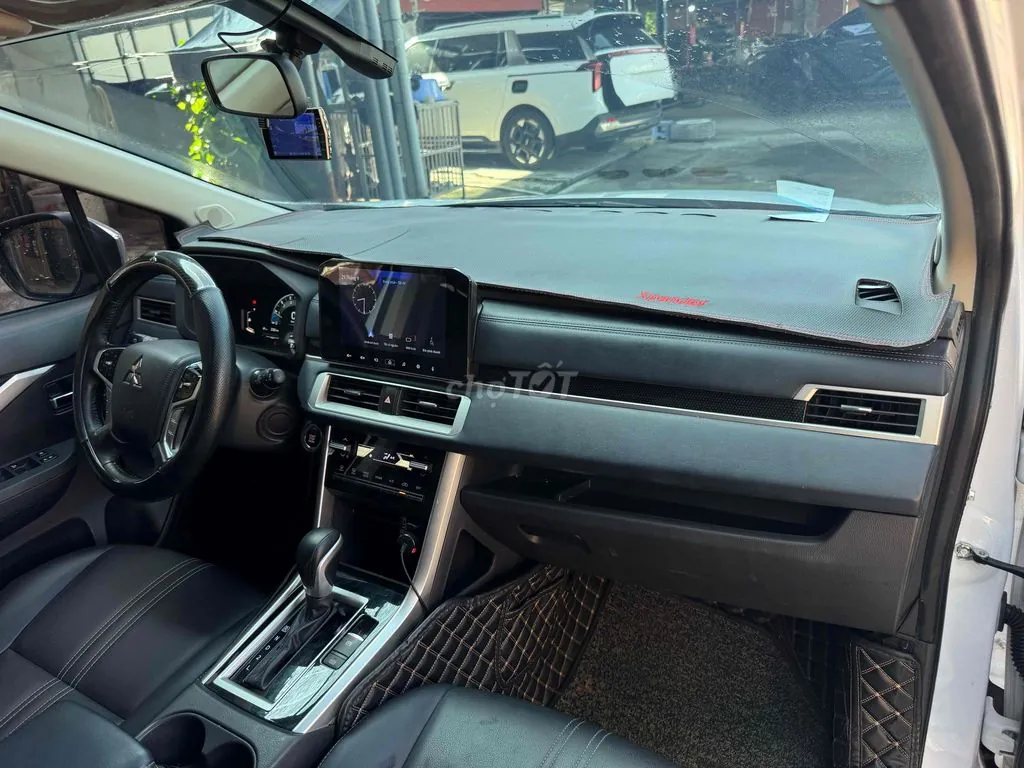 Mitsubishi Xpander Cross 2023 photo 5