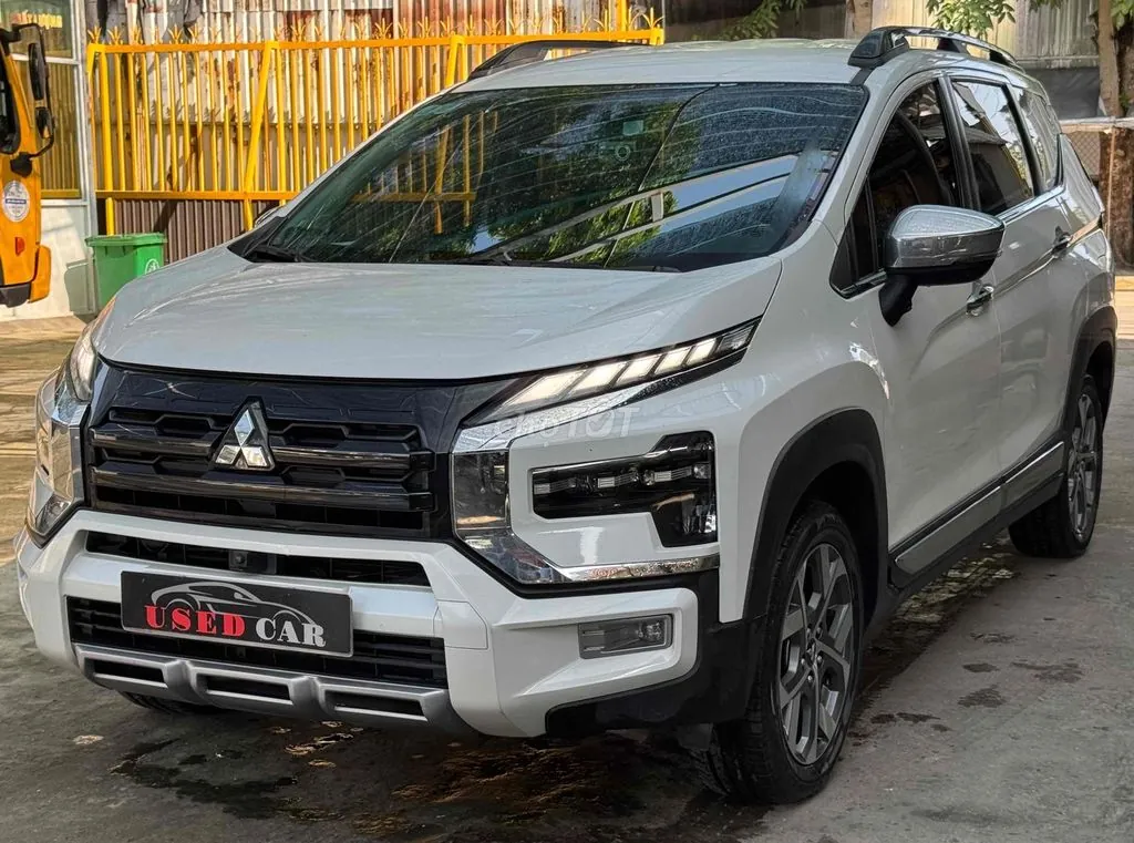 Mitsubishi Xpander Cross