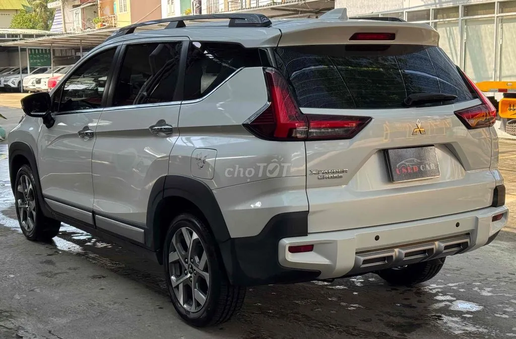 Mitsubishi Xpander Cross 2023 photo 2