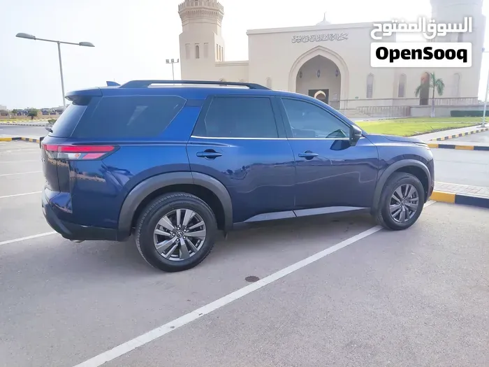 Nissan Pathfinder 2023 photo 4