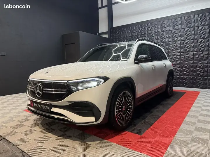 Mercedes-Benz Eqb