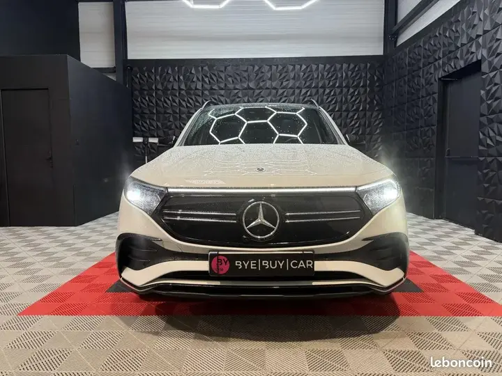 Mercedes-Benz Eqb 2023 photo 2