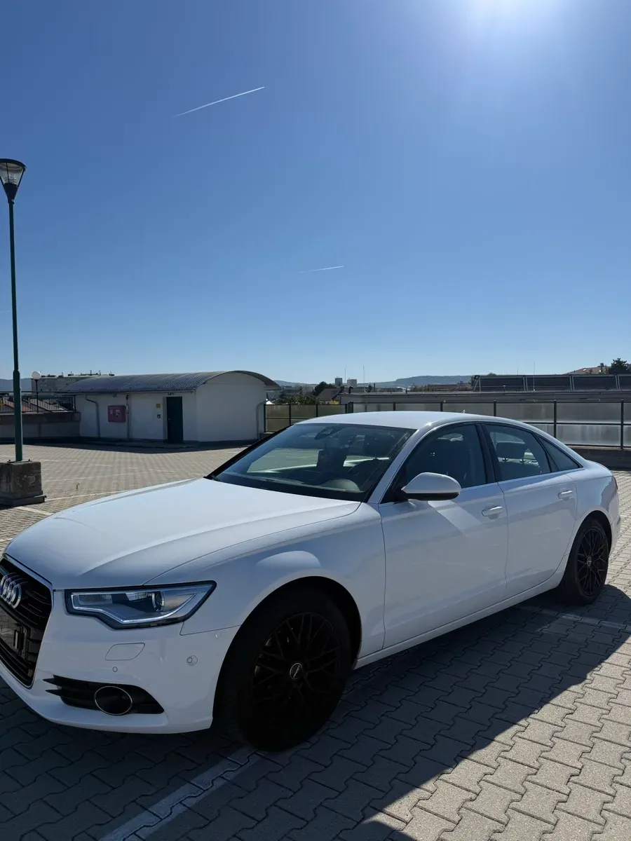 Audi A6 2012 photo 3