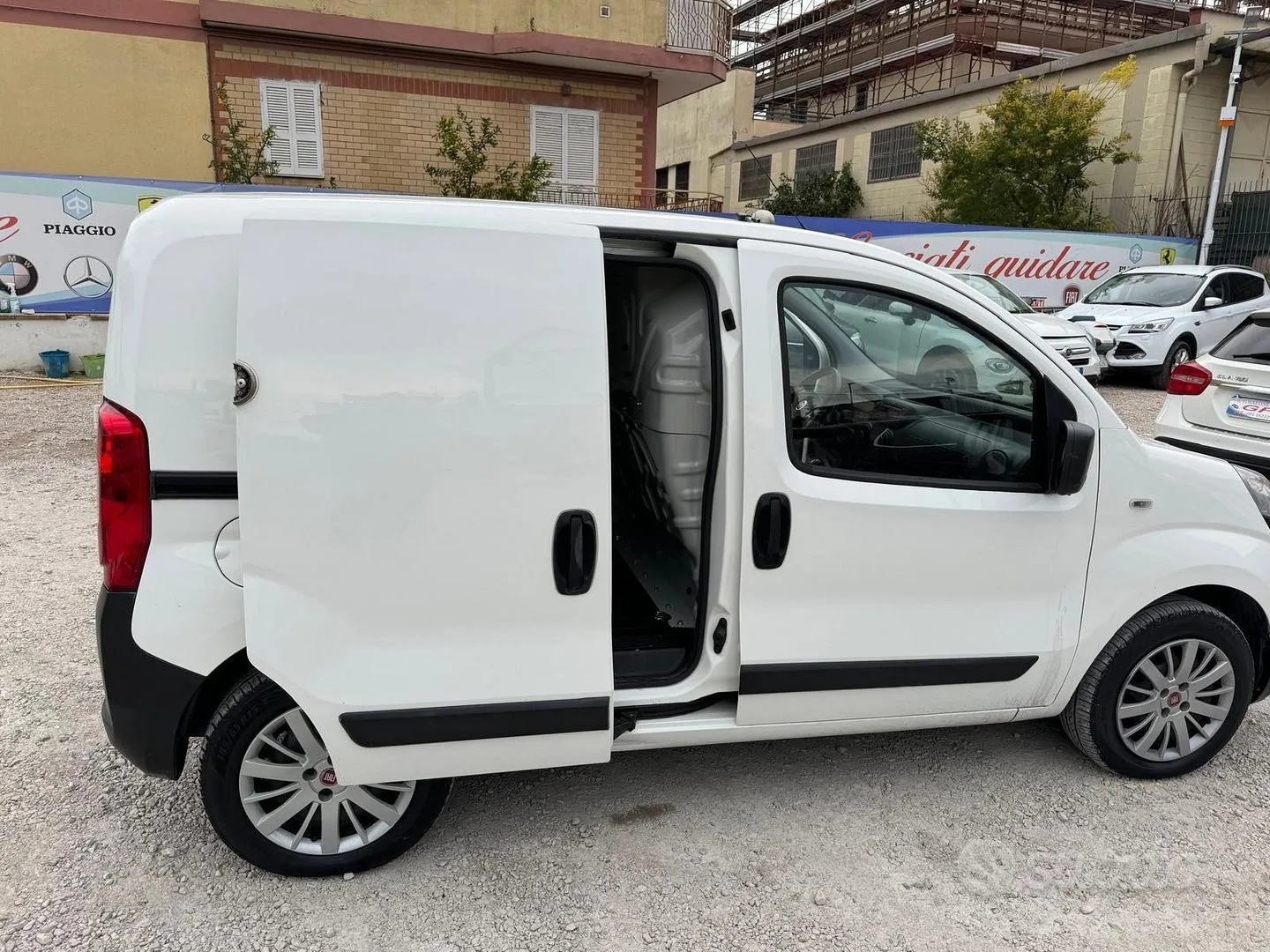 Fiat Fiorino 2016 photo 3