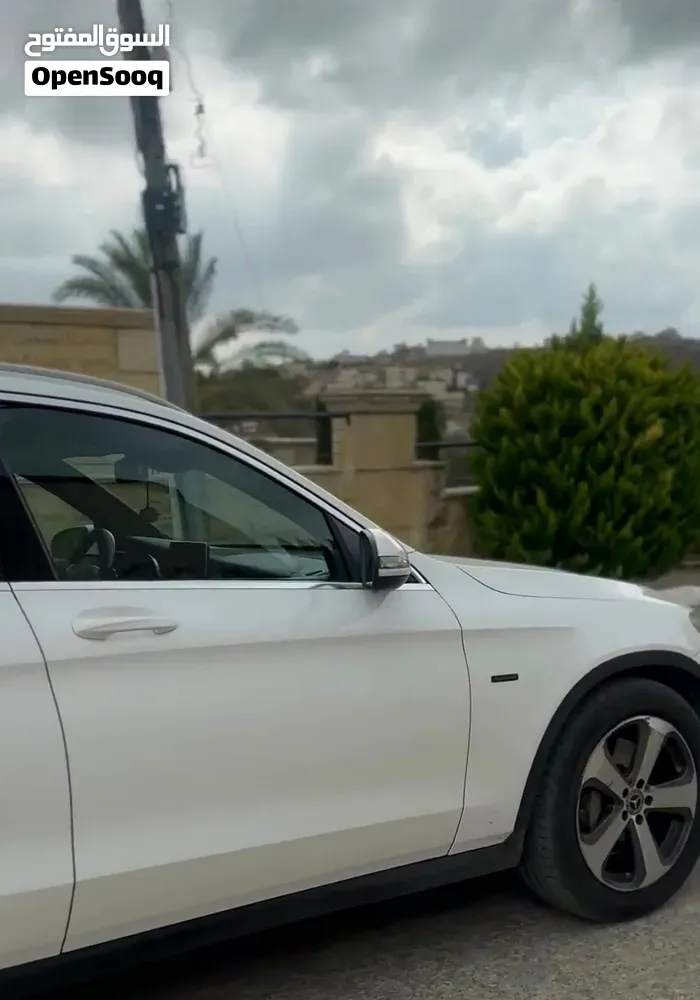 Mercedes-Benz Glc 350E 2019 photo 2