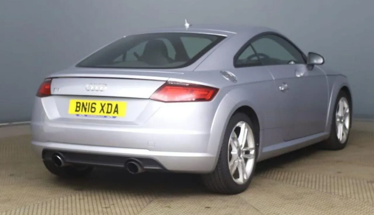 Audi Tt 2016 photo 2