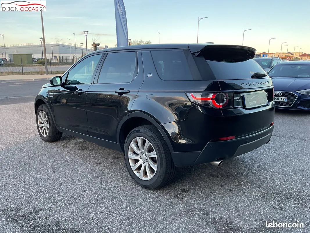 Land Rover Discovery Sport 2015 photo 4