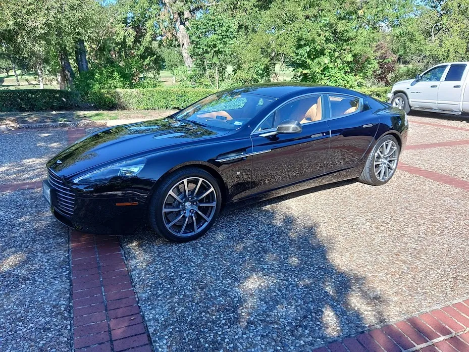 Aston Martin Rapide S
