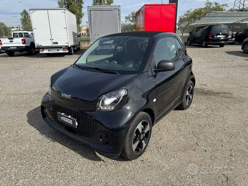 Smart Fortwo 2023 photo 3
