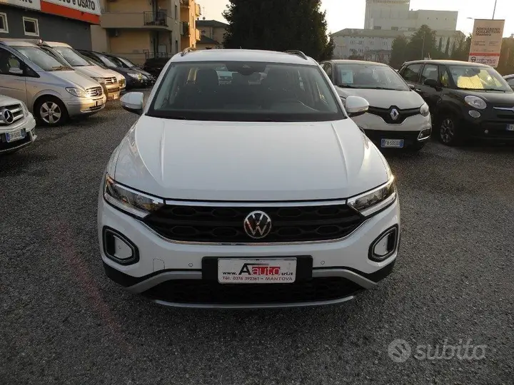 Volkswagen T-Roc 2022 photo 3