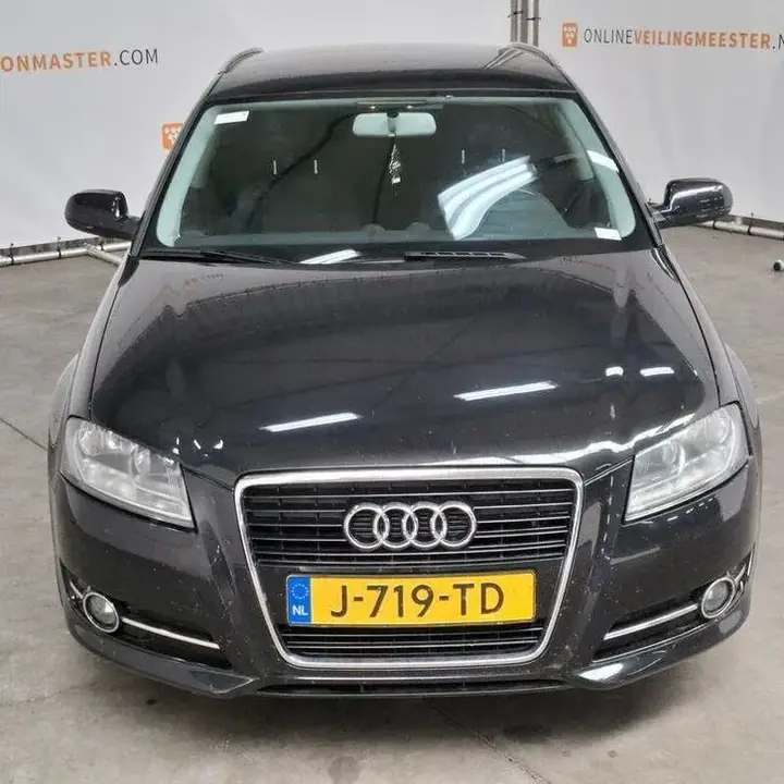 Audi A3 Sportback 2012 photo 2
