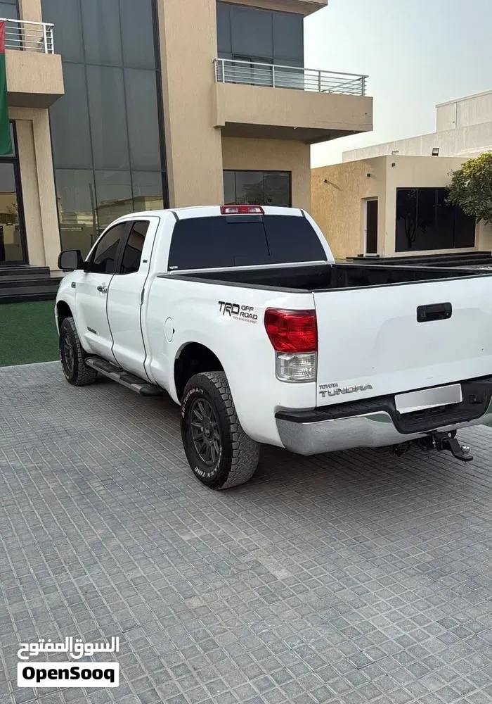 Toyota Tundra 2010 photo 4