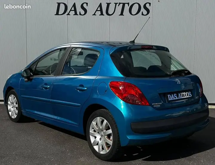 Peugeot 207 2007 photo 4