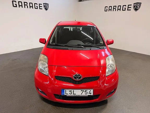 Toyota Yaris 2011 photo 3