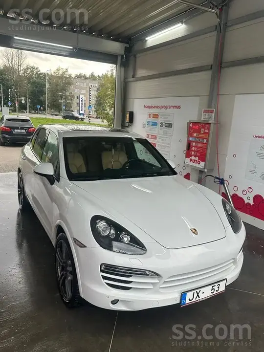 Porsche Cayenne 2014 photo 4