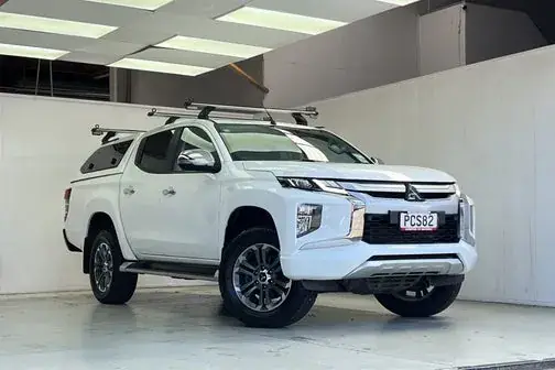 Mitsubishi Triton