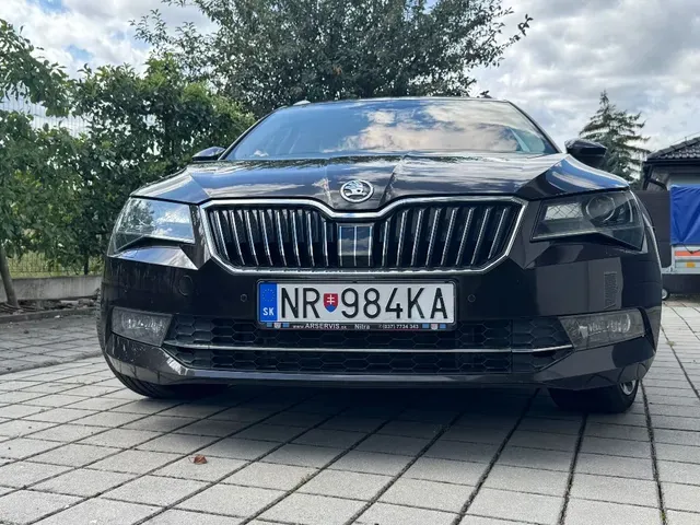Skoda Superb Combi 2016 photo 4