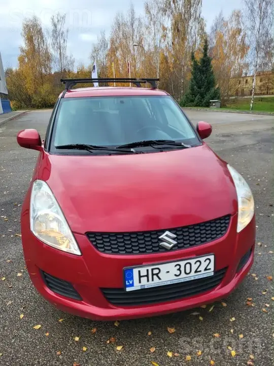 Suzuki Swift 2011 photo 3