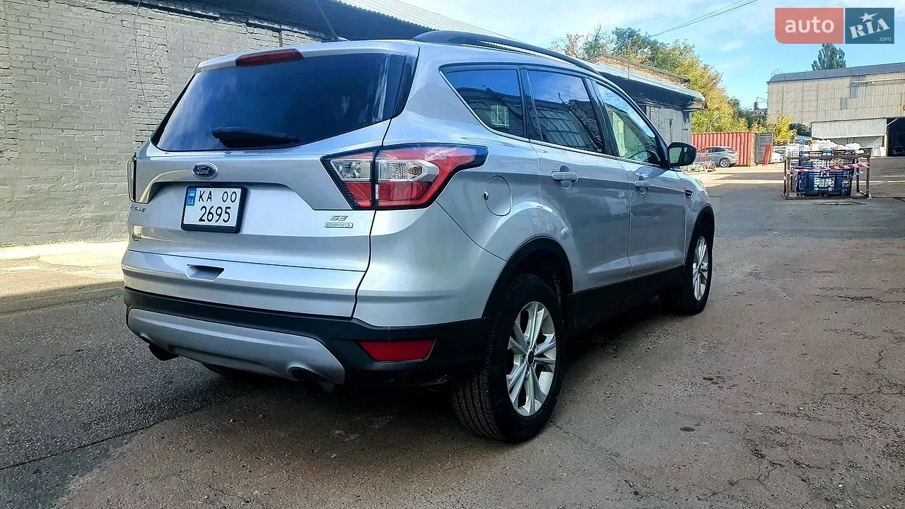 Ford Escape 2018 photo 4