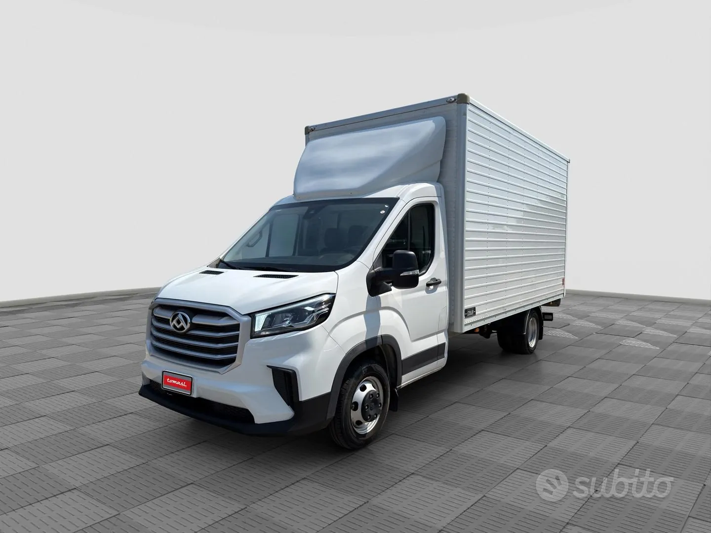 Maxus Deliver9