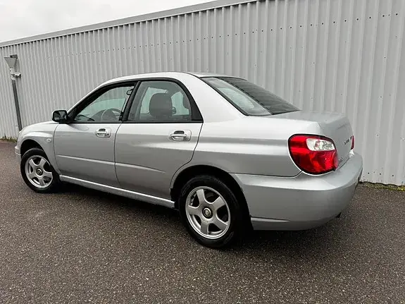 Subaru Impreza 2003 photo 4