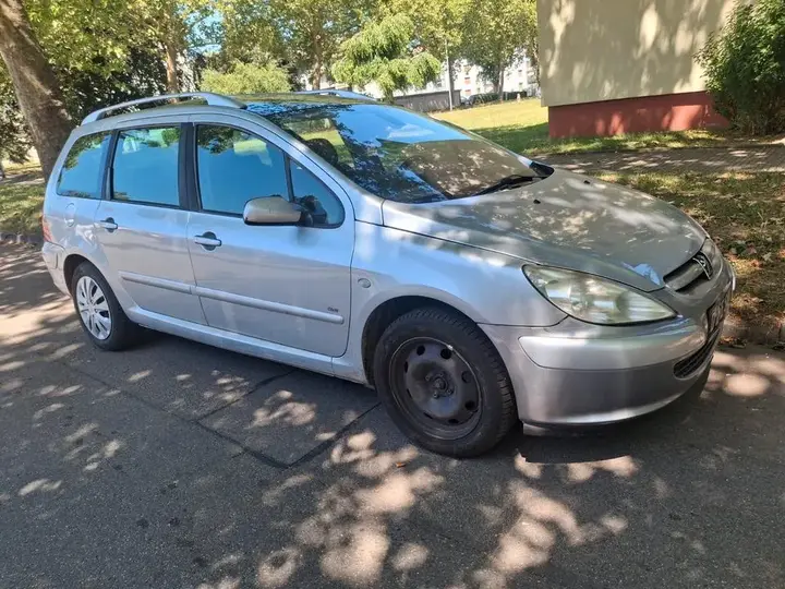 Peugeot 307