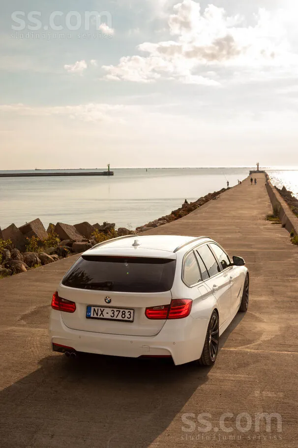 BMW 318 2015 photo 4