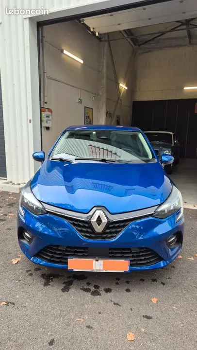 Renault Clio 2021 photo 2