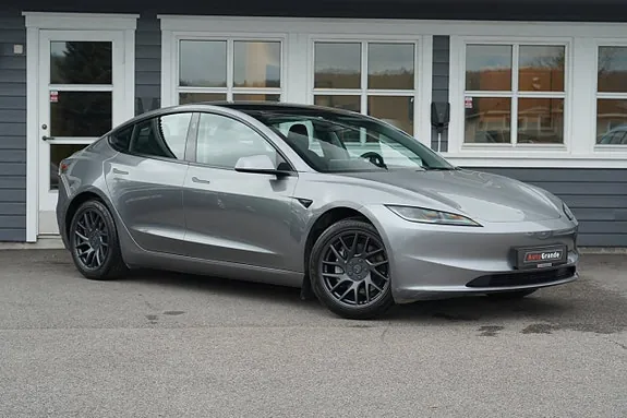 Tesla Model 3 2025 photo 3