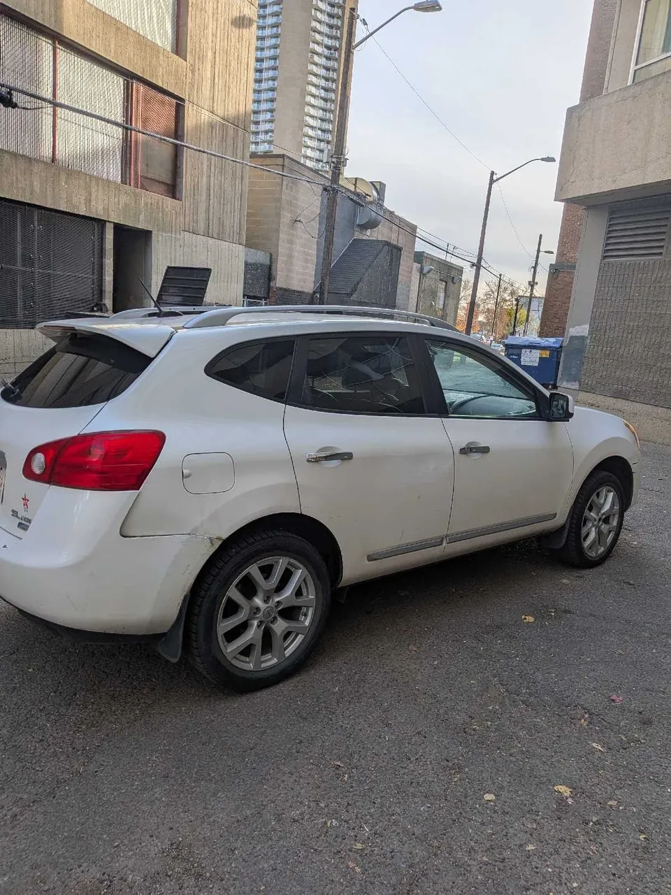 Nissan Rogue 2011 photo 4