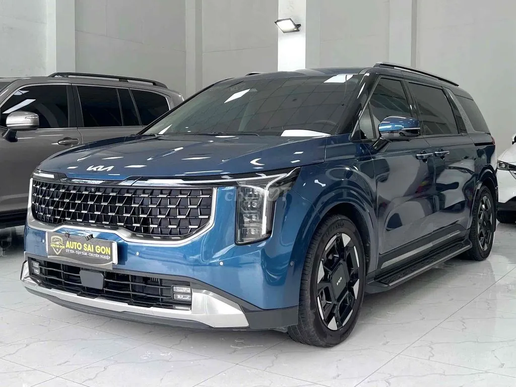 Kia Carnival 2024 photo 2