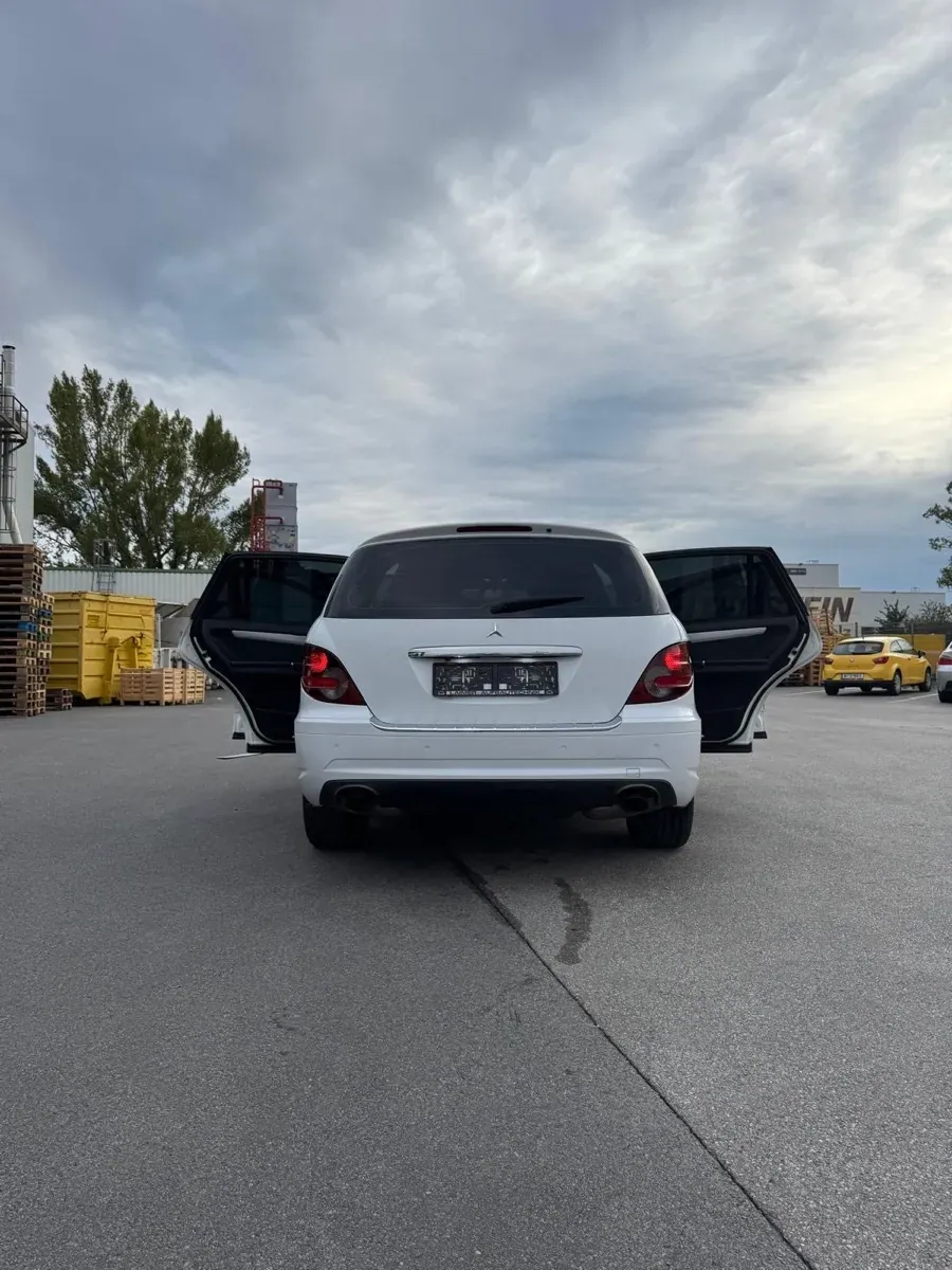 Mercedes-Benz R-Class
