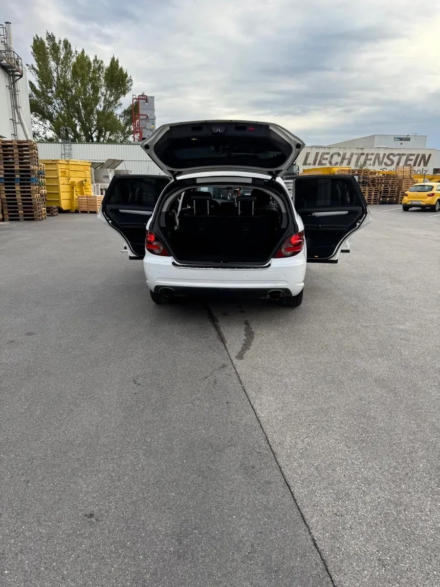 Mercedes-Benz R-Class 2010 photo 3