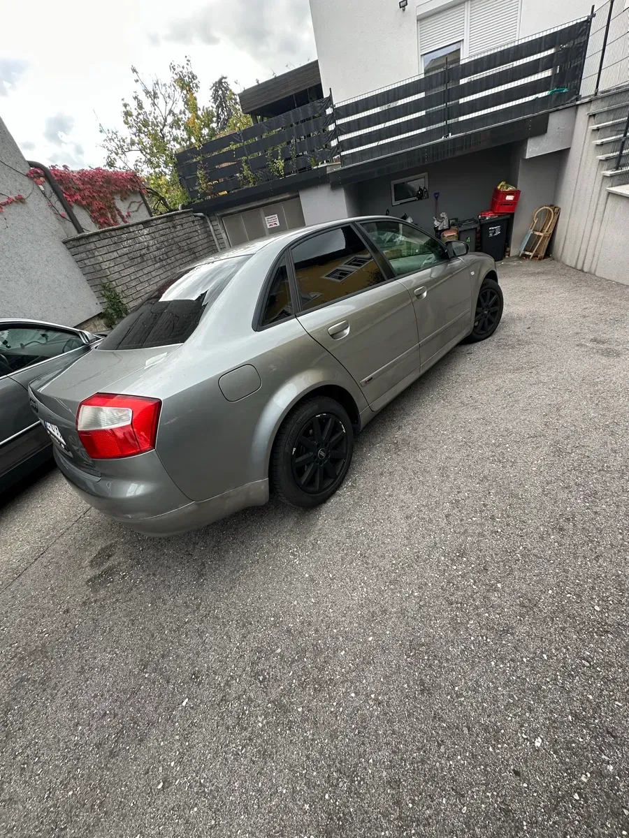 Audi A4 2002 photo 3