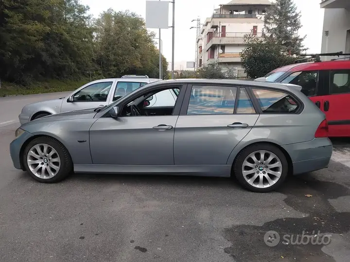 BMW 320 2007 photo 3