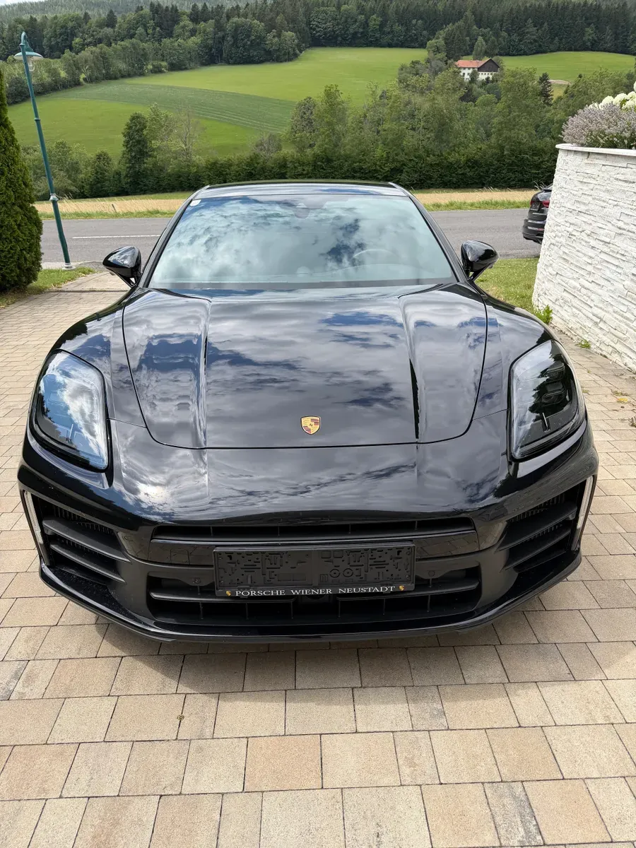 Porsche Panamera 2025 photo 2