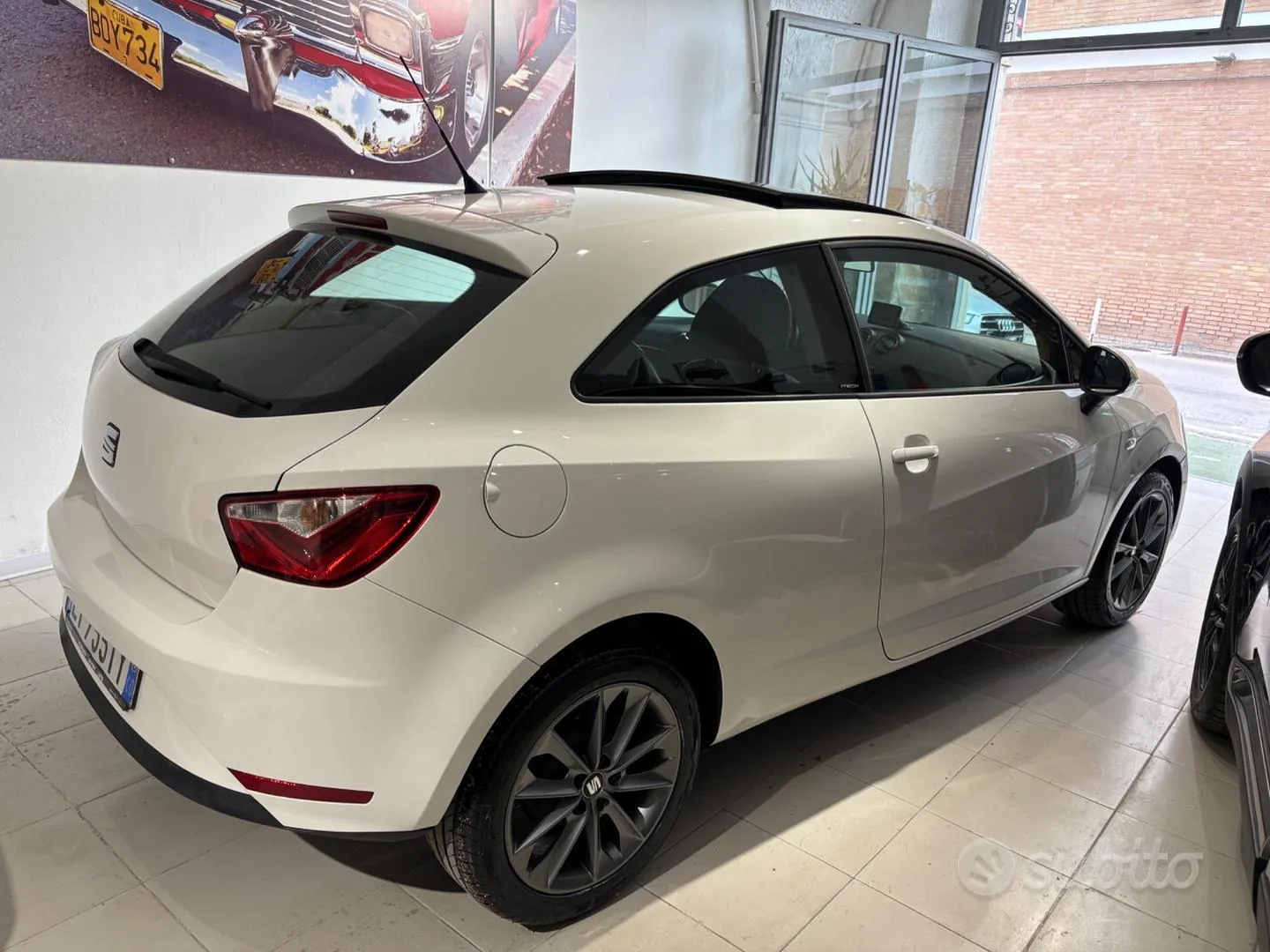 Seat Ibiza 2015 photo 3