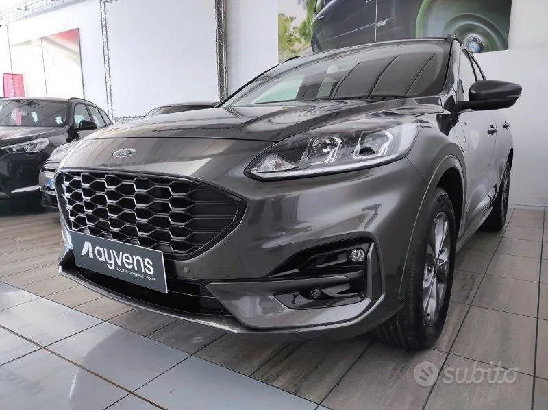 Ford Kuga 2022 photo 2