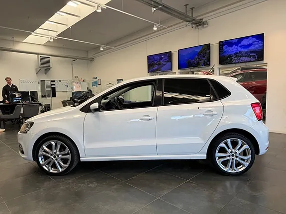 Volkswagen Polo 2015 photo 4