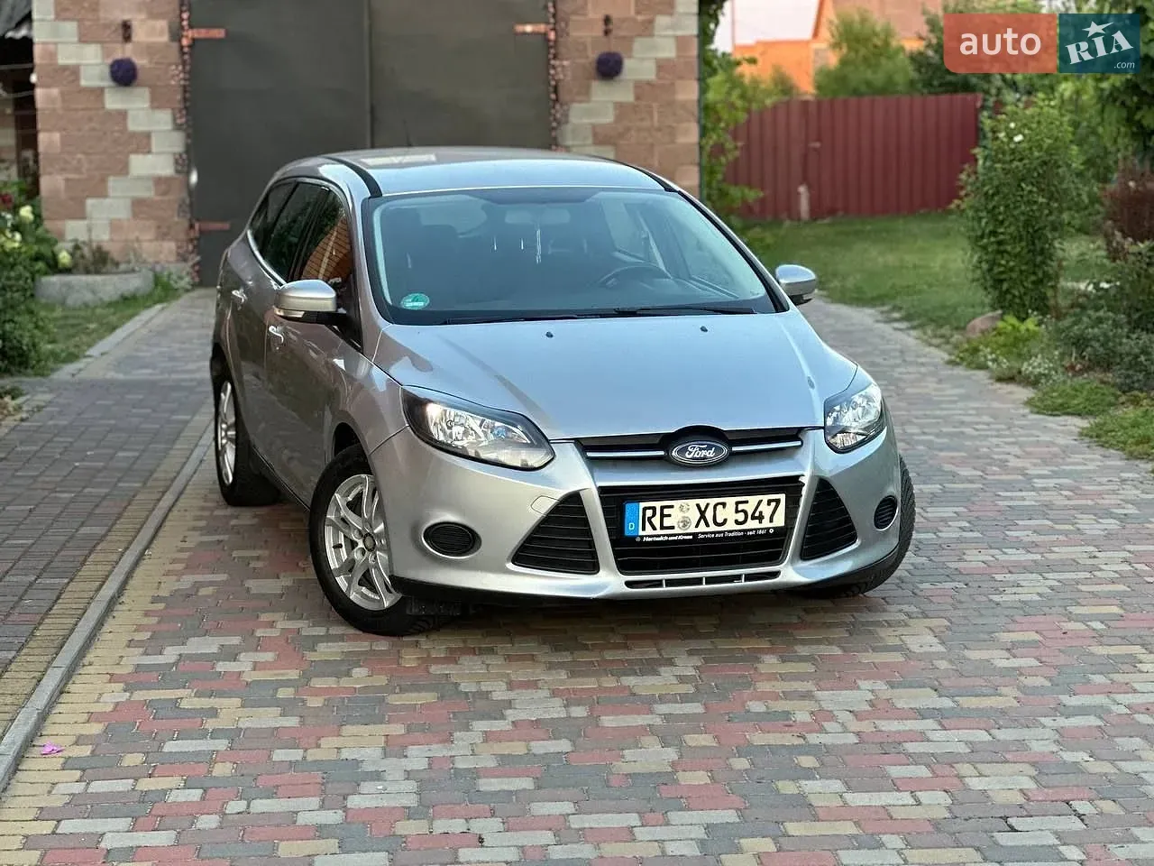 Ford Focus 2011 photo 3