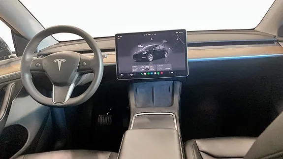 Tesla Model Y 2023 photo 4