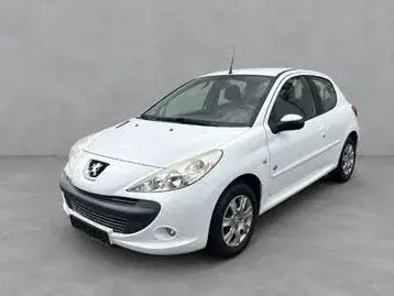 Peugeot 206 2012 photo 2