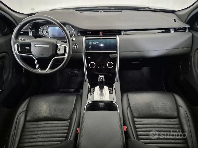 Land Rover Discovery Sport 2023 photo 4