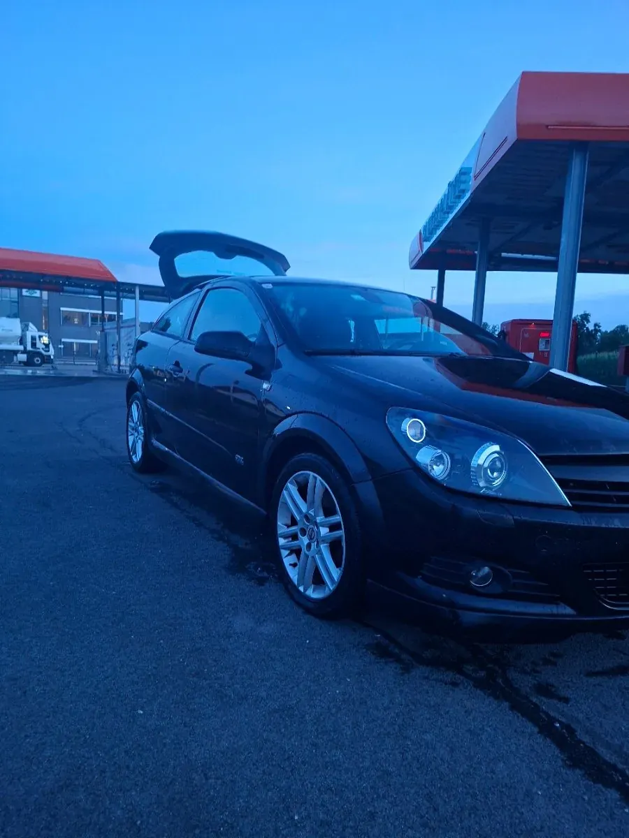 Opel Astra 2008 photo 3