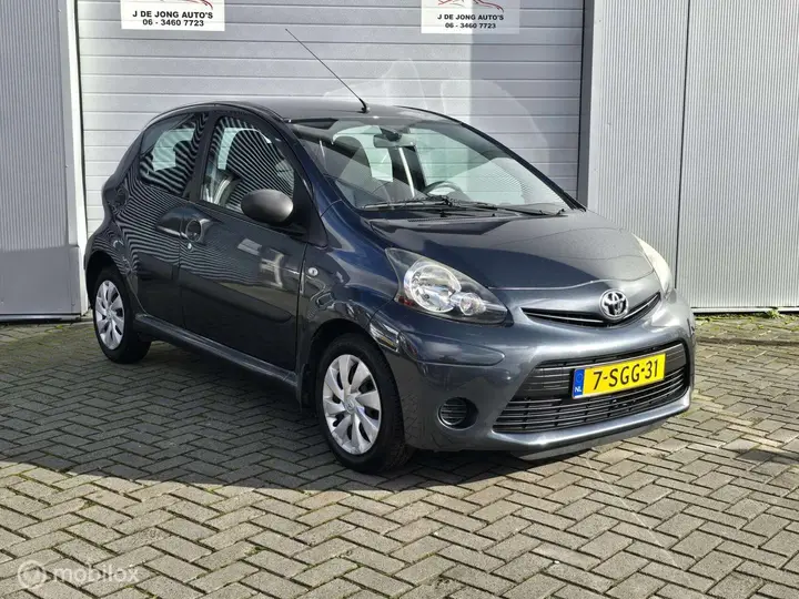Toyota Aygo 2013 photo 4