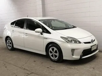 Toyota Prius 2013 photo 2