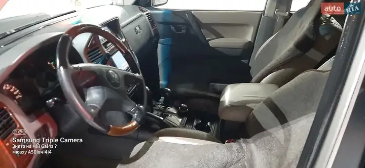 Mitsubishi Pajero 2006 photo 2